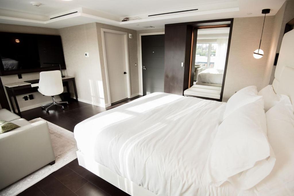 The Reid Hotel Vanderhoof المظهر الخارجي الصورة